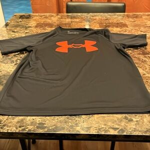 Under armor heat gear shirt